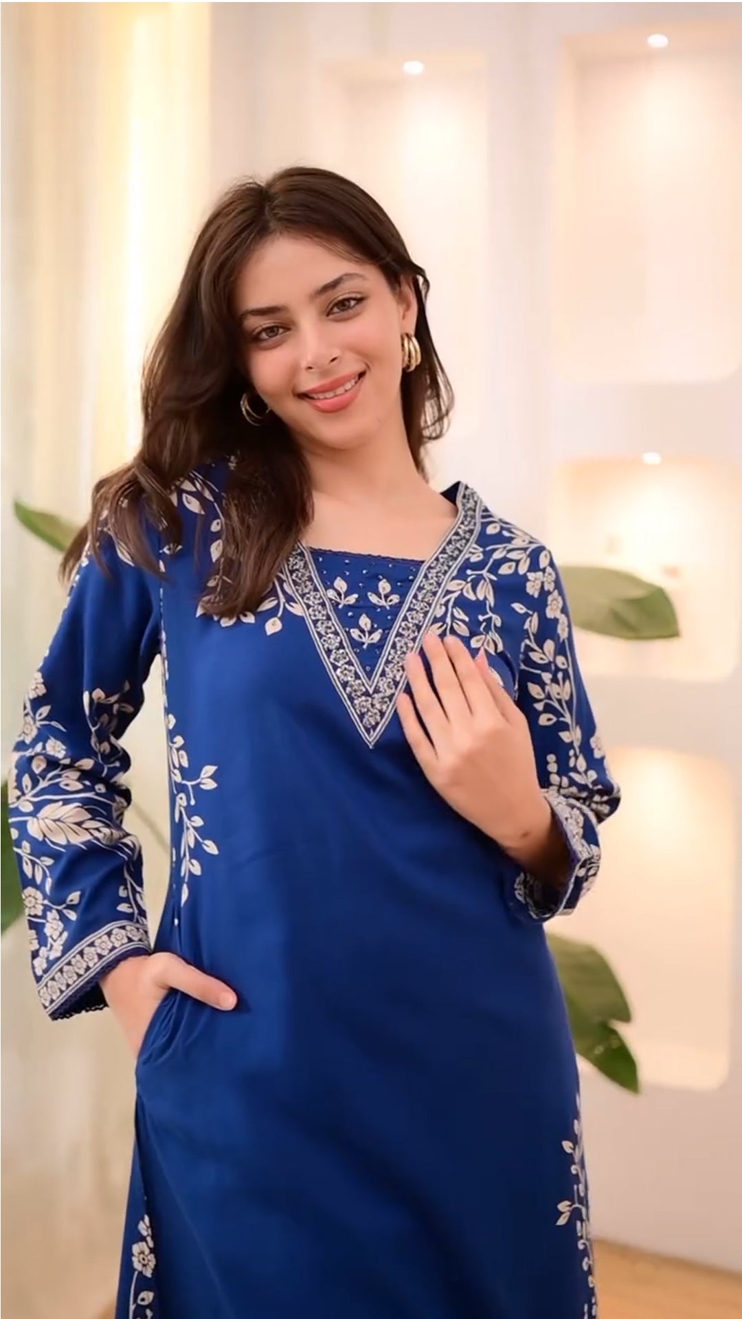 Royal Blue Straight Kurta Set with White Floral Printed